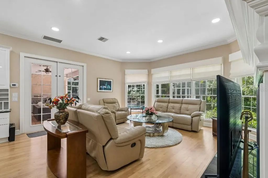 2984 Jeff Myers Circle Sarasota FL 34240