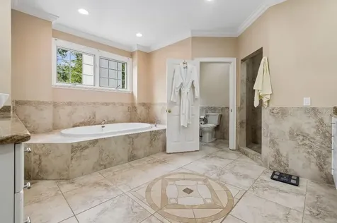 2984 Jeff Myers Circle Sarasota FL 34240