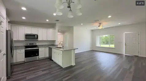 122 Malauka Loop Ocklawaha FL 32179