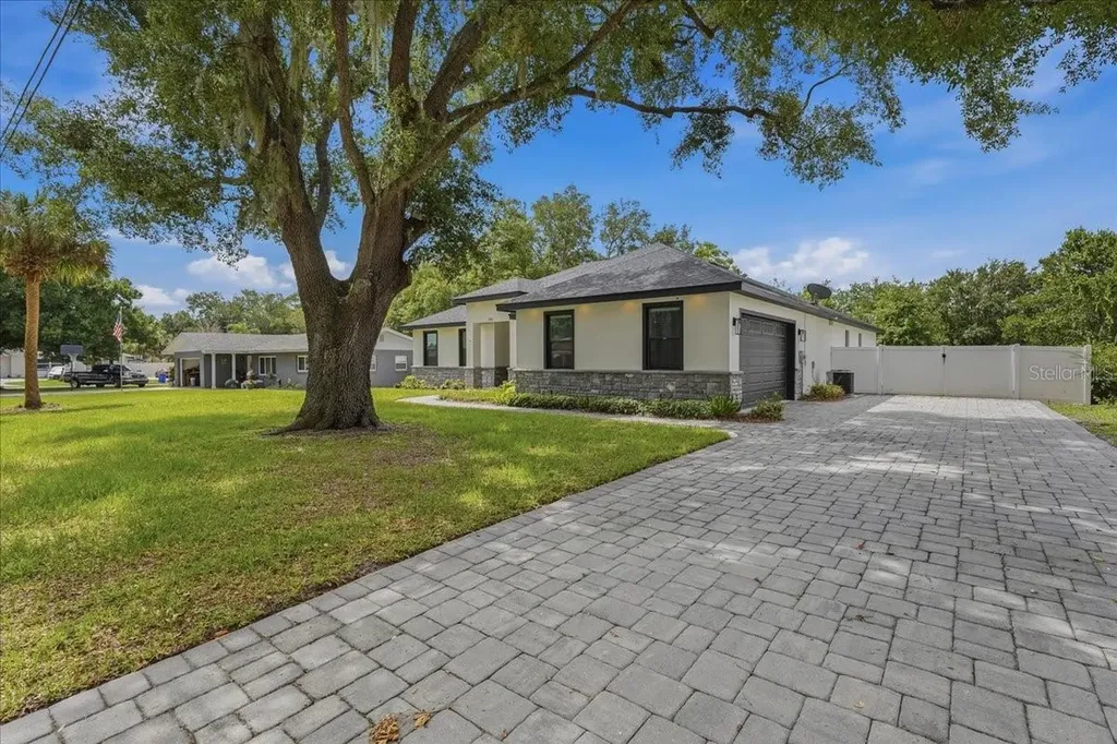 980 Wedgewood Dr SE Winter Haven FL 33880