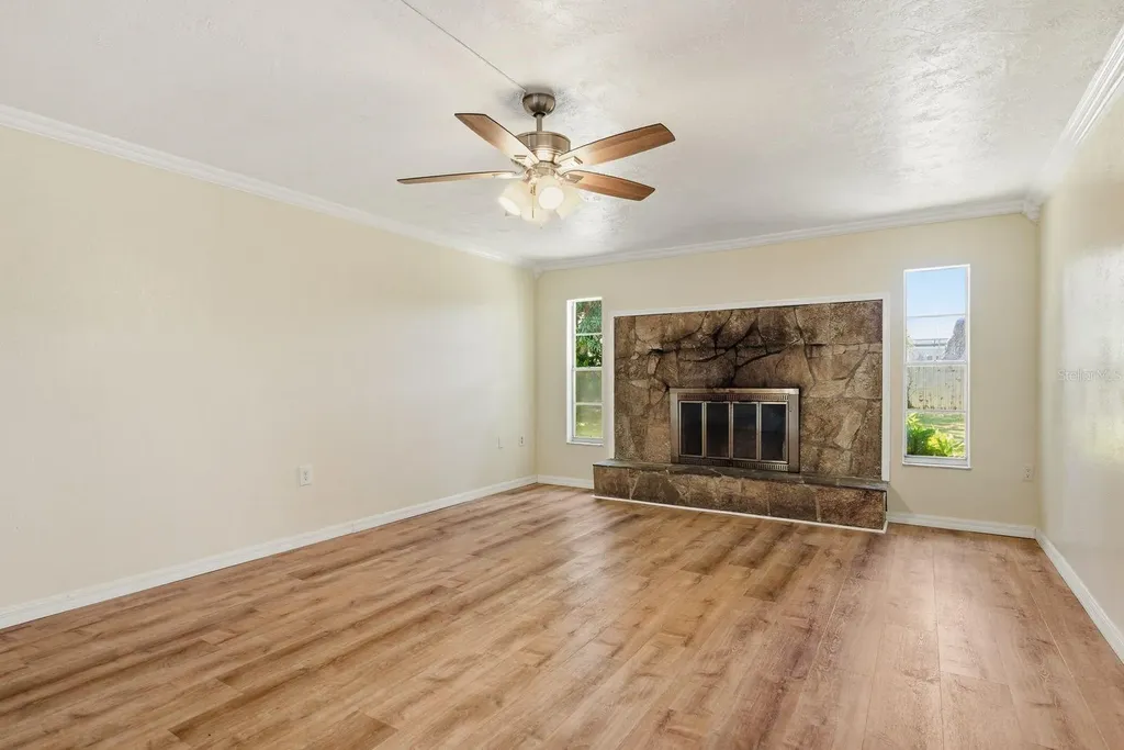 1603 Mexico Avenue Tarpon Springs FL 34689
