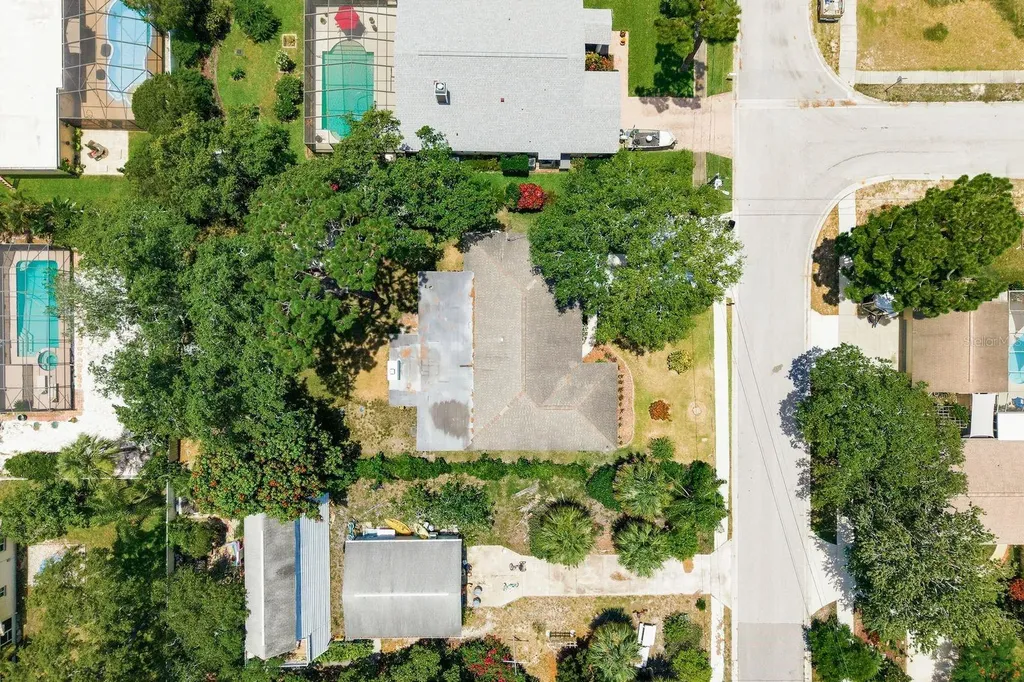 1603 Mexico Avenue Tarpon Springs FL 34689