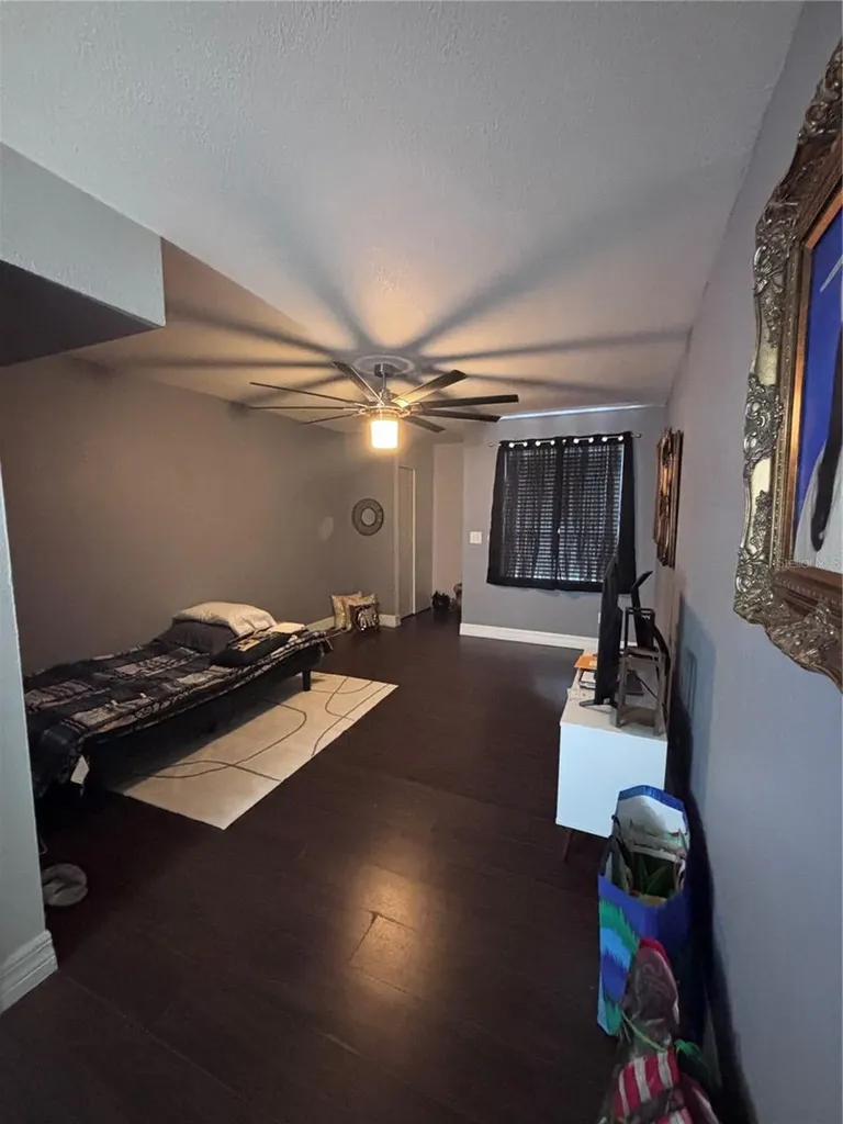 4515 La Capri Court Tampa FL 33611