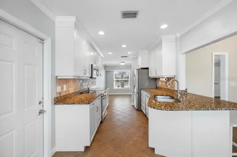 10308 Sandpiper Road W Bradenton FL 34209