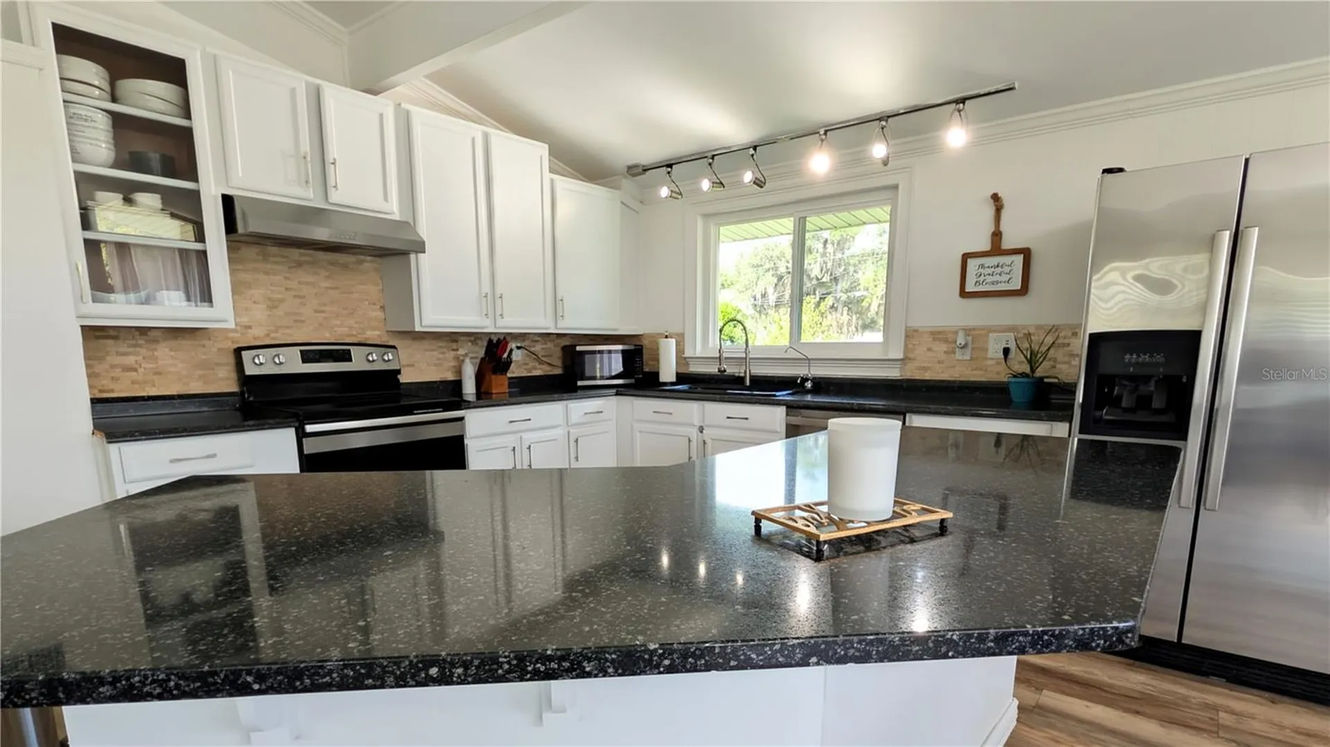 1011 N Palm Drive Plant City FL 33563