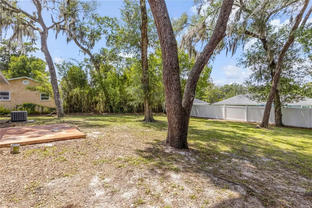 380 Julia Avenue Orange City FL 32763