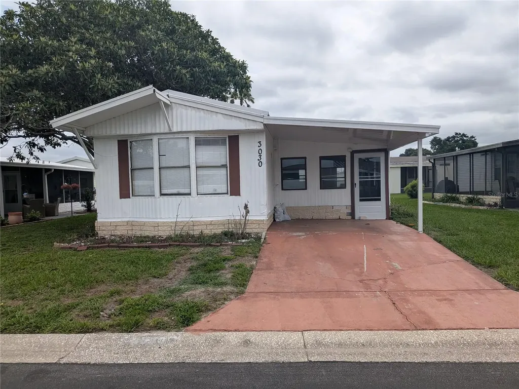 3030 Beaver Creek Drive Wesley Chapel FL 33543