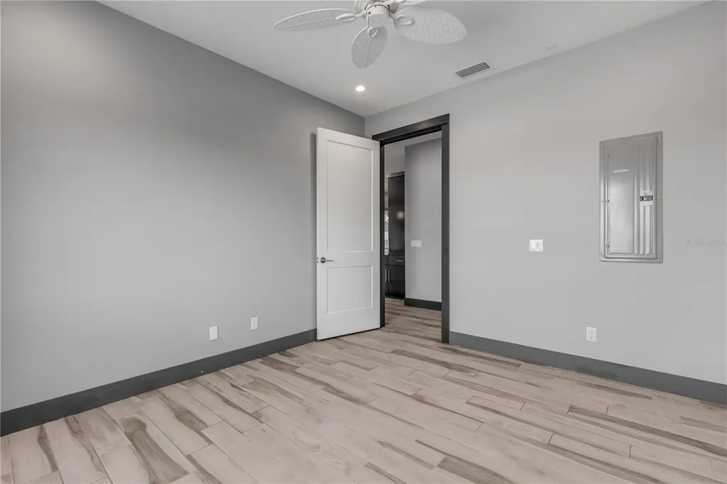 701 E Third Avenue New Smyrna Beach FL 32169