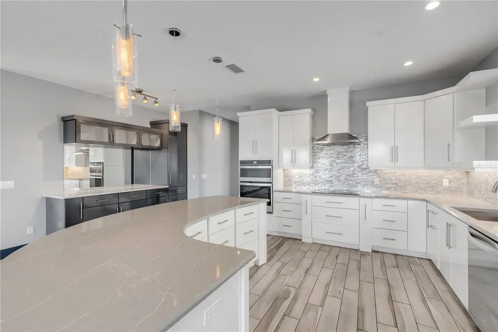 701 E Third Avenue New Smyrna Beach FL 32169