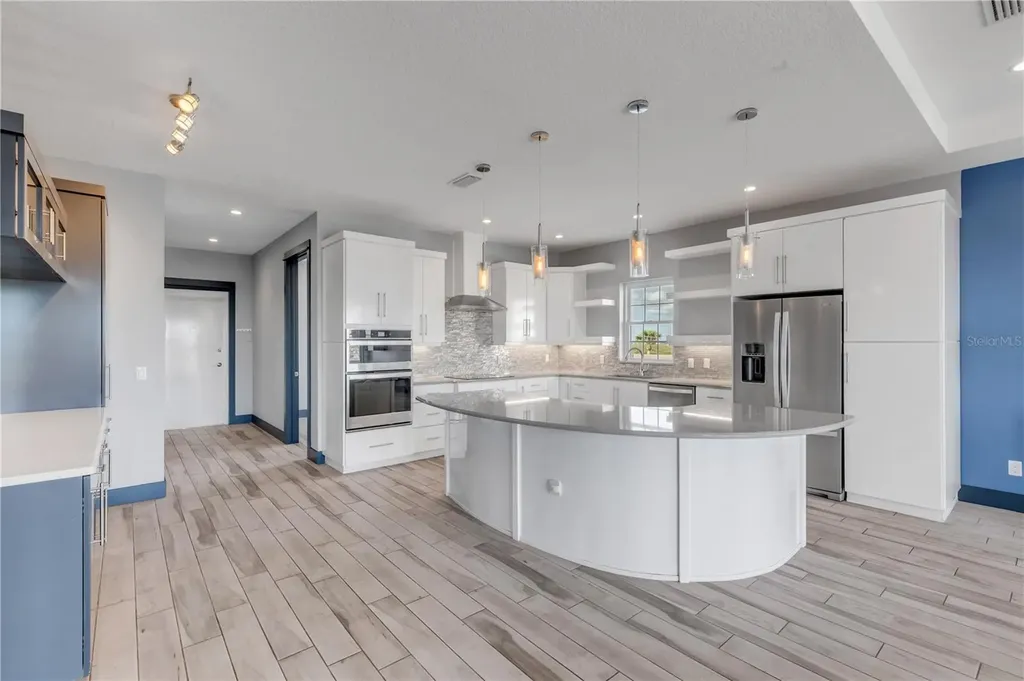 701 E Third Avenue New Smyrna Beach FL 32169