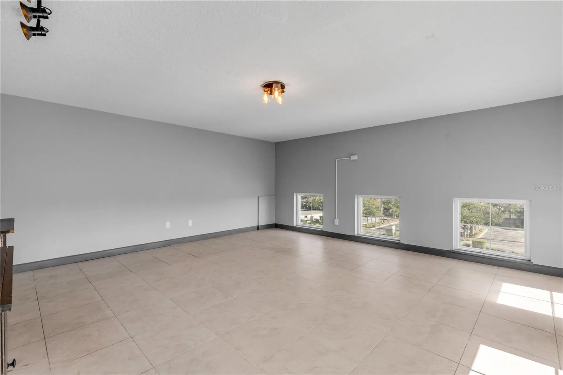 701 E Third Avenue New Smyrna Beach FL 32169
