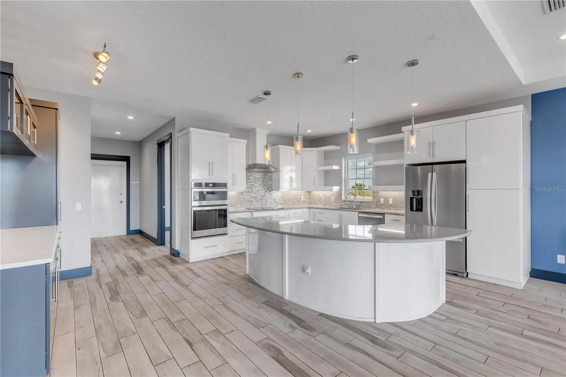 701 E Third Avenue New Smyrna Beach FL 32169