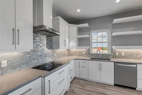 701 E Third Avenue New Smyrna Beach FL 32169