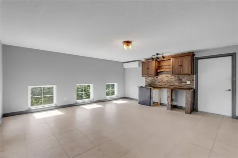 701 E Third Avenue New Smyrna Beach FL 32169