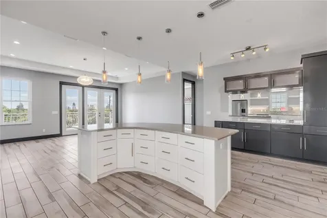 701 E Third Avenue New Smyrna Beach FL 32169