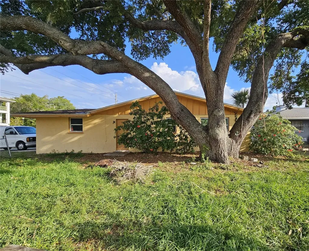 2255 Central Avenue Sarasota FL 34234