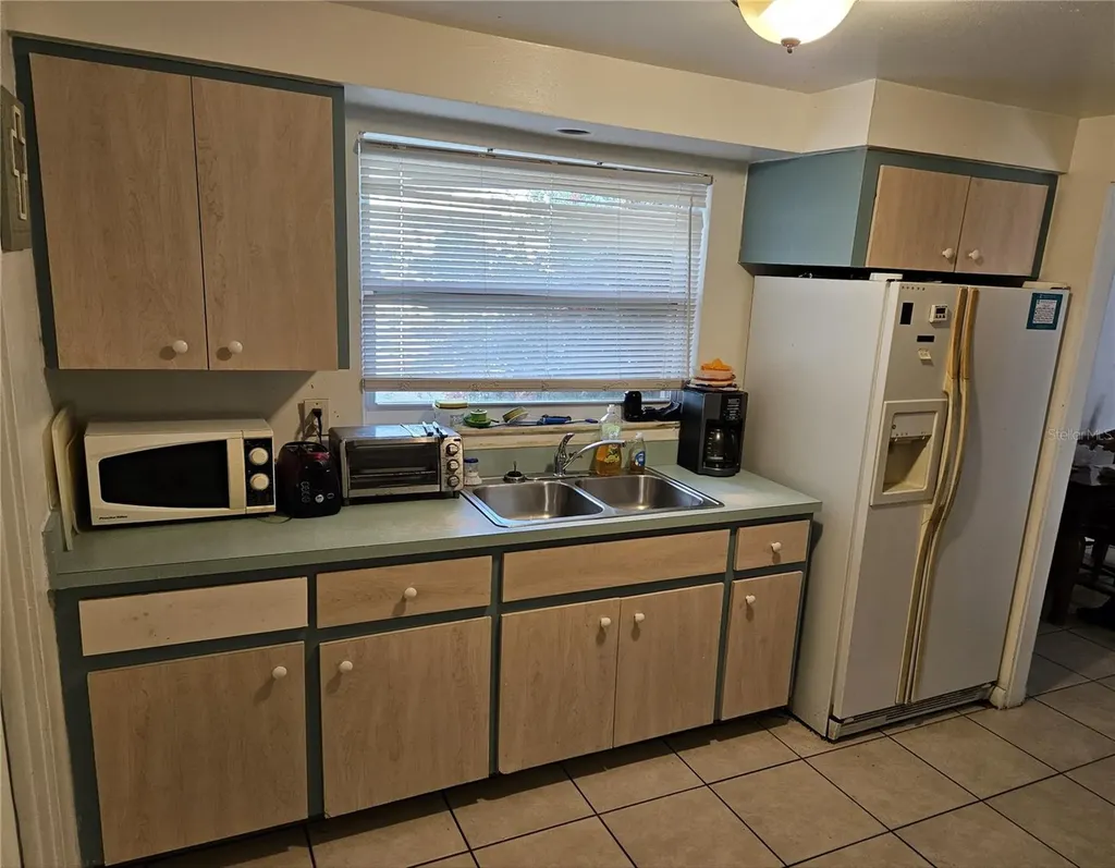 2255 Central Avenue Sarasota FL 34234