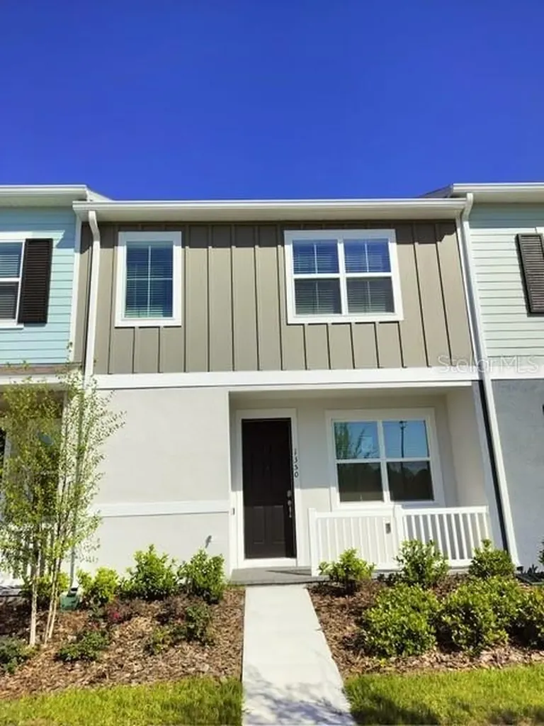 1350 Kings Crown Street Mount Dora FL 32757