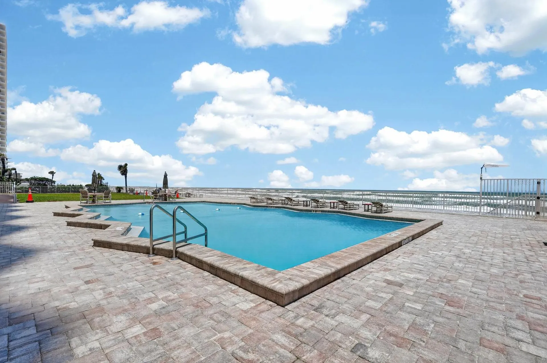 2828 N Atlantic Avenue Daytona Beach FL 32118