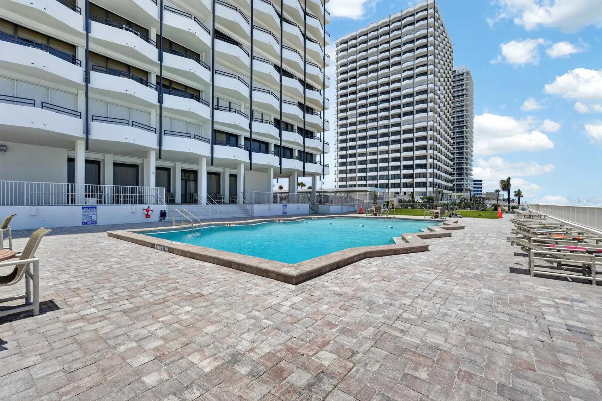 2828 N Atlantic Avenue Daytona Beach FL 32118