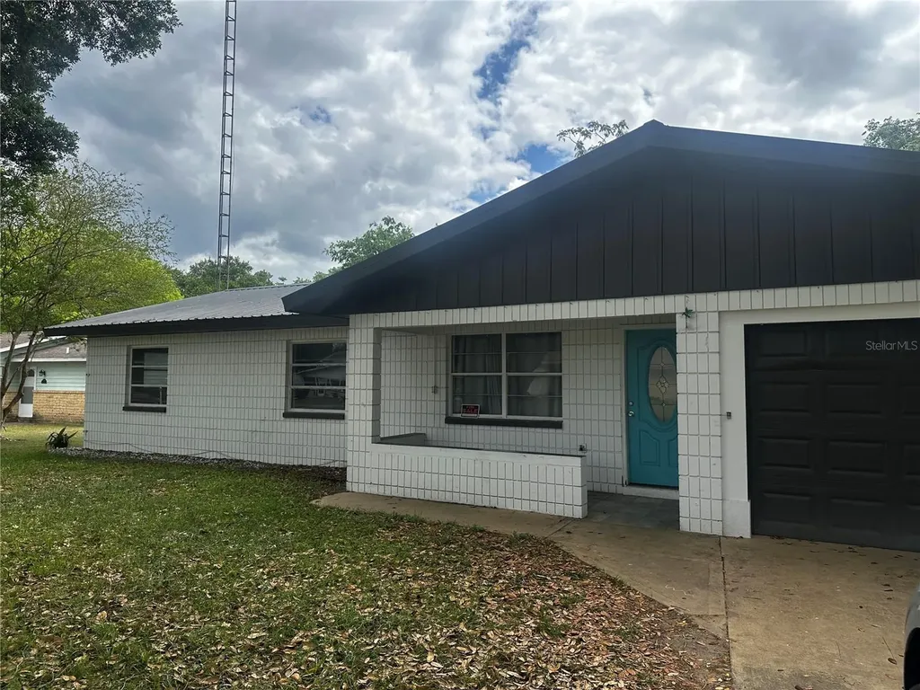26 Lake Court Loop Ocala FL 34472