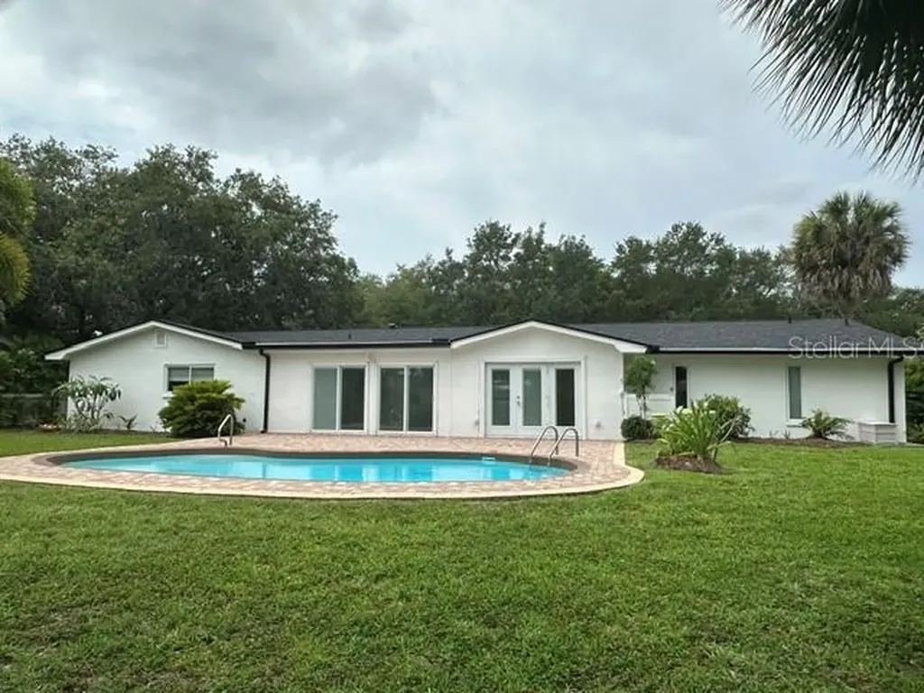 1405 Stewart Boulevard Clearwater FL 33764