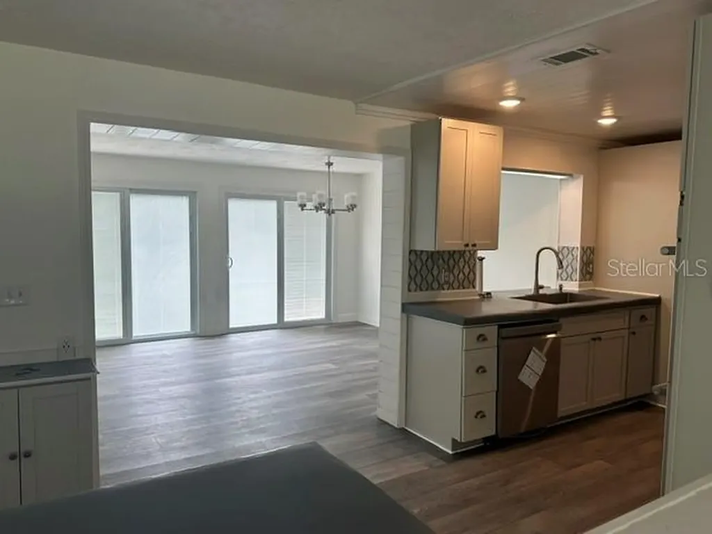 1405 Stewart Boulevard Clearwater FL 33764