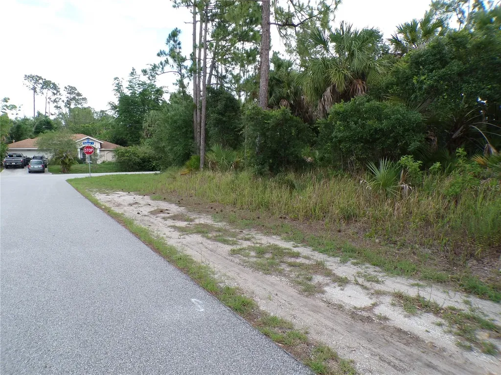 Chickasaw Avenue North Port FL 34288