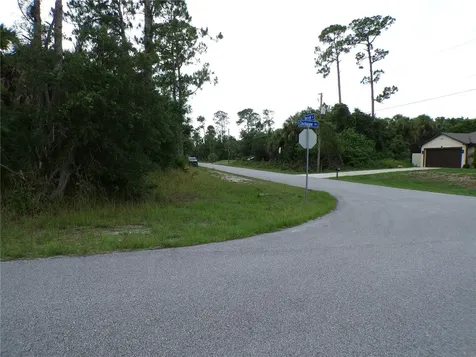 Chickasaw Avenue North Port FL 34288