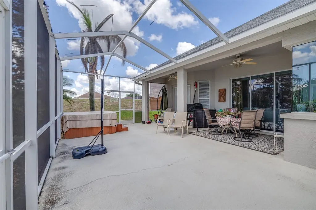 6798 Hartsworth Drive Lakeland FL 33813