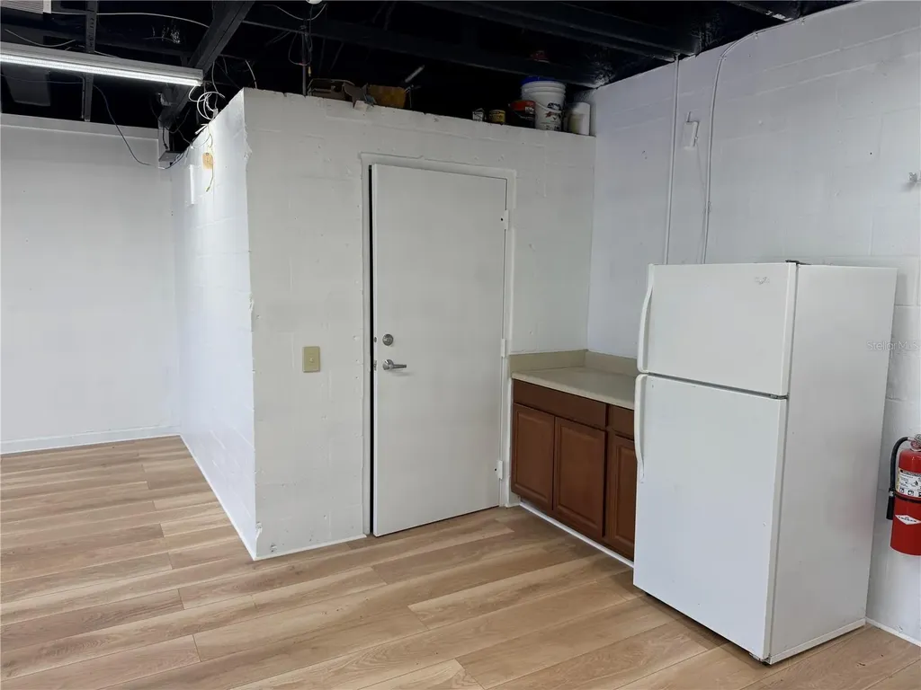 142 S Moon Avenue Brandon FL 33511