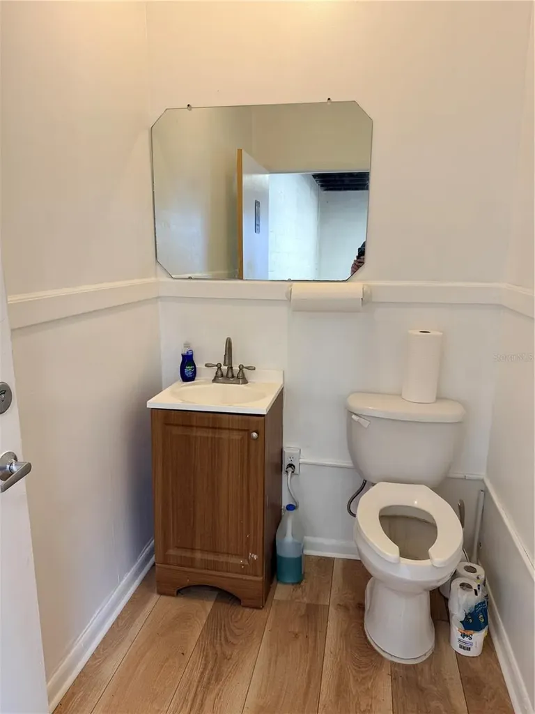 142 S Moon Avenue Brandon FL 33511