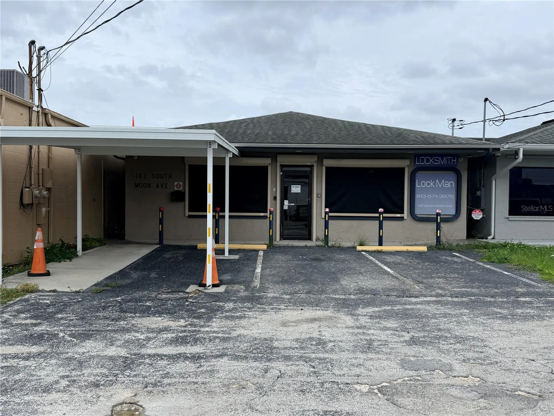 142 S Moon Avenue Brandon FL 33511