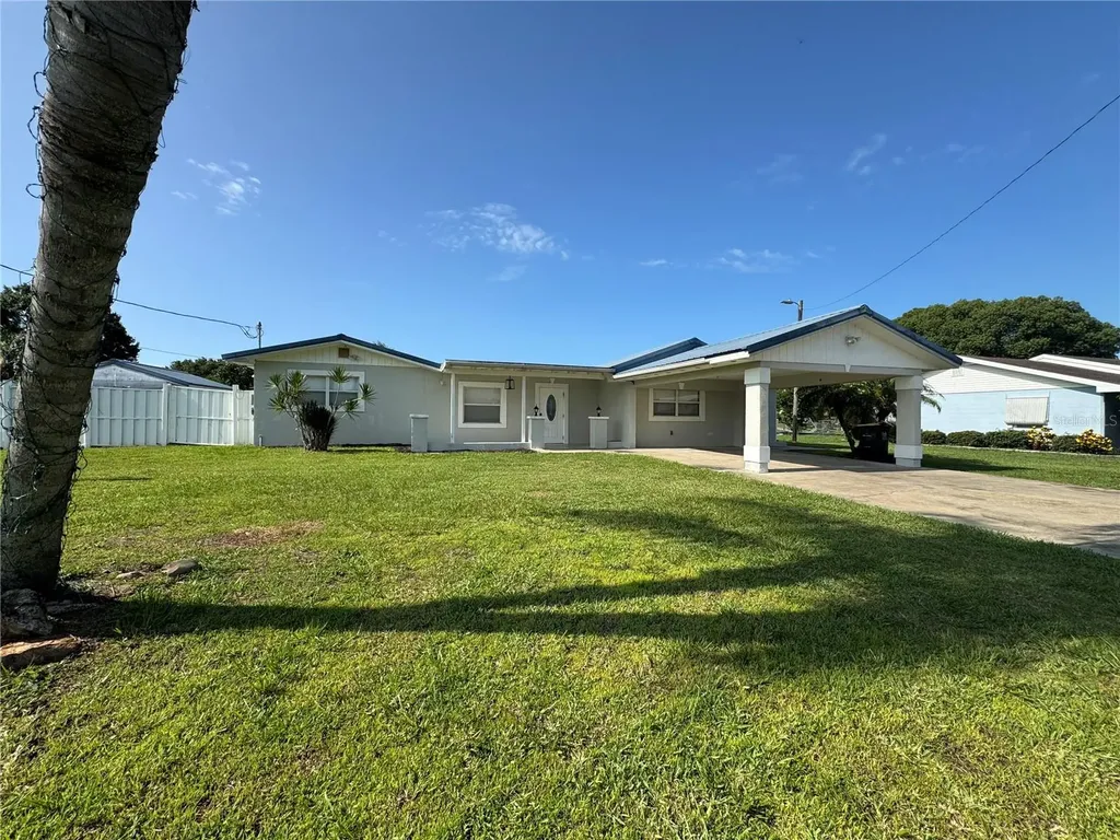 502 Canal Drive Lake Wales FL 33859