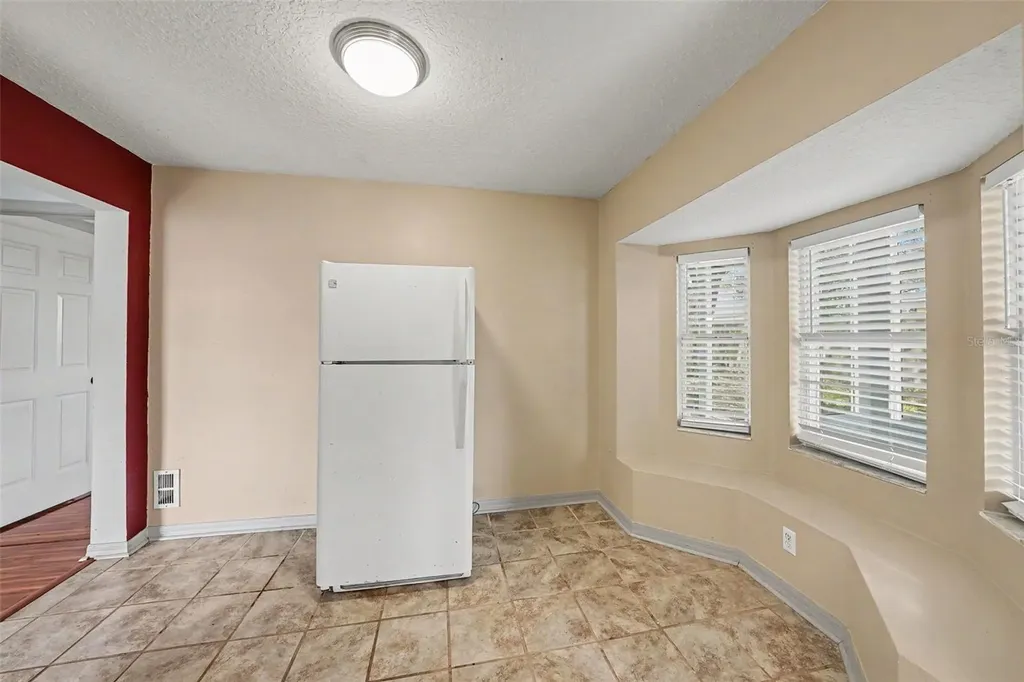 1317 Avonwood Court Lutz FL 33559
