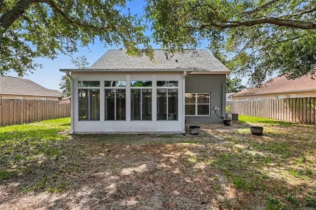 1317 Avonwood Court Lutz FL 33559