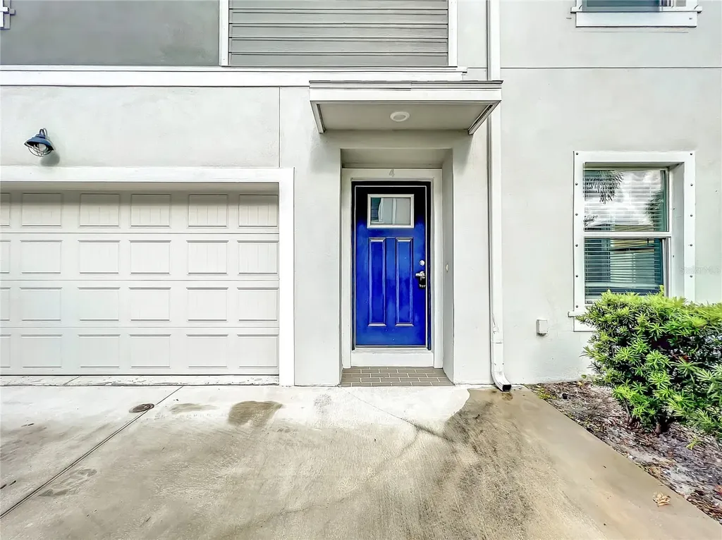 3715 W Wisconsin Avenue Tampa FL 33611