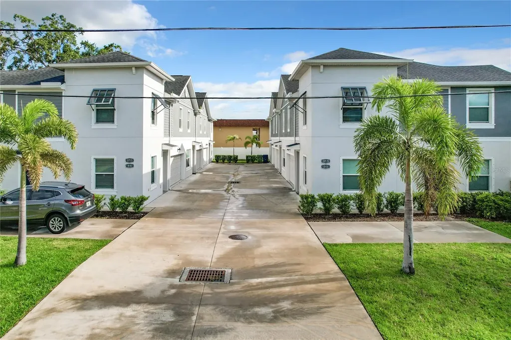 3715 W Wisconsin Avenue Tampa FL 33611