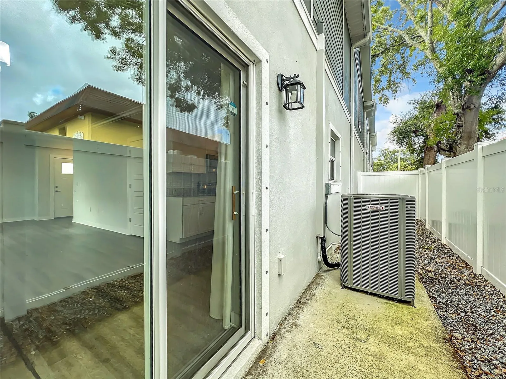 3715 W Wisconsin Avenue Tampa FL 33611