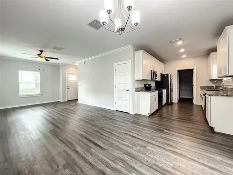 3715 W Wisconsin Avenue Tampa FL 33611