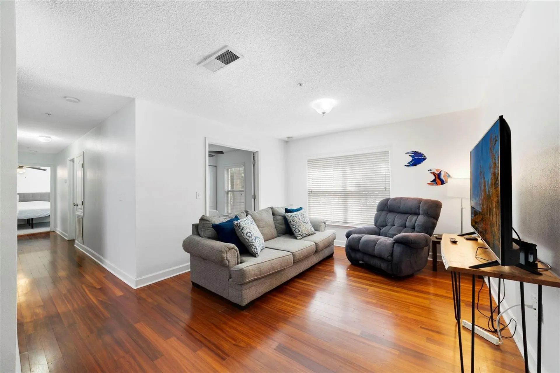 2019 Dixie Belle Drive Orlando FL 32812