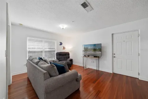 2019 Dixie Belle Drive Orlando FL 32812