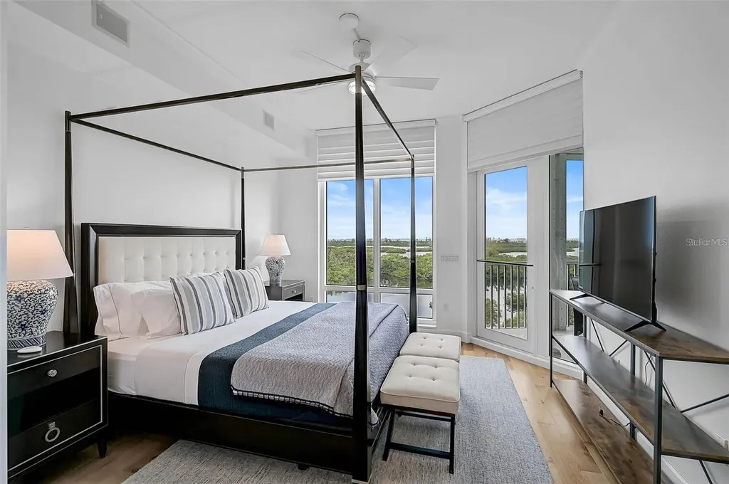 409 N Point Road Osprey FL 34229
