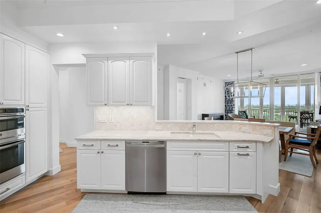 409 N Point Road Osprey FL 34229