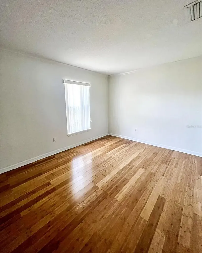 2884 Club Cortile Circle Kissimmee FL 34746