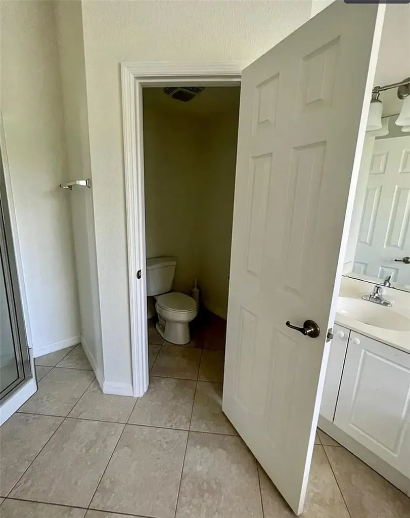 2884 Club Cortile Circle Kissimmee FL 34746