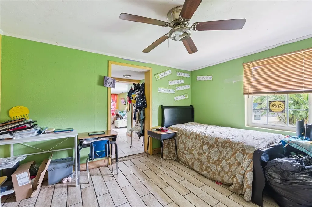 825 Cook Road Mulberry FL 33860