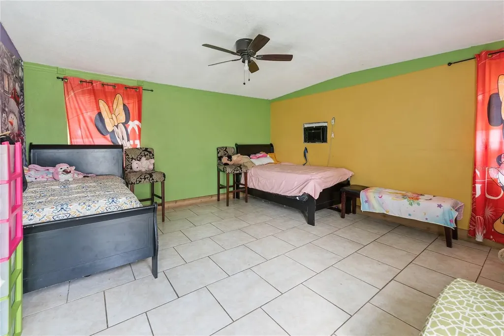 825 Cook Road Mulberry FL 33860