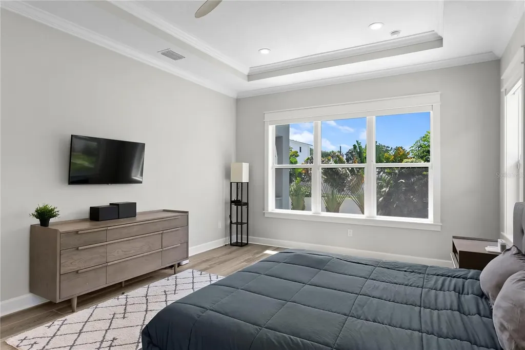 209 S Shore Crest Drive Tampa FL 33609