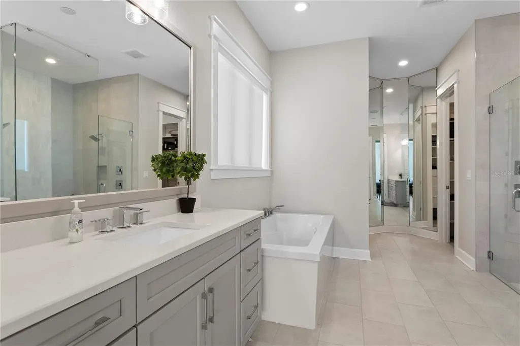 209 S Shore Crest Drive Tampa FL 33609